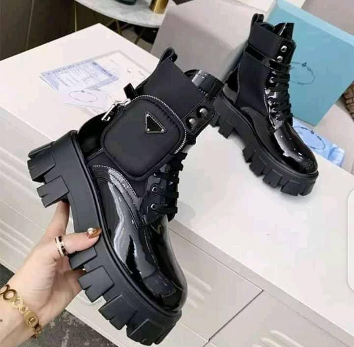 High Wage Classic Black Boot