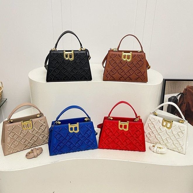 Trendy Mini Luxury Handbag for Ladies (Available in Multiple Colors)